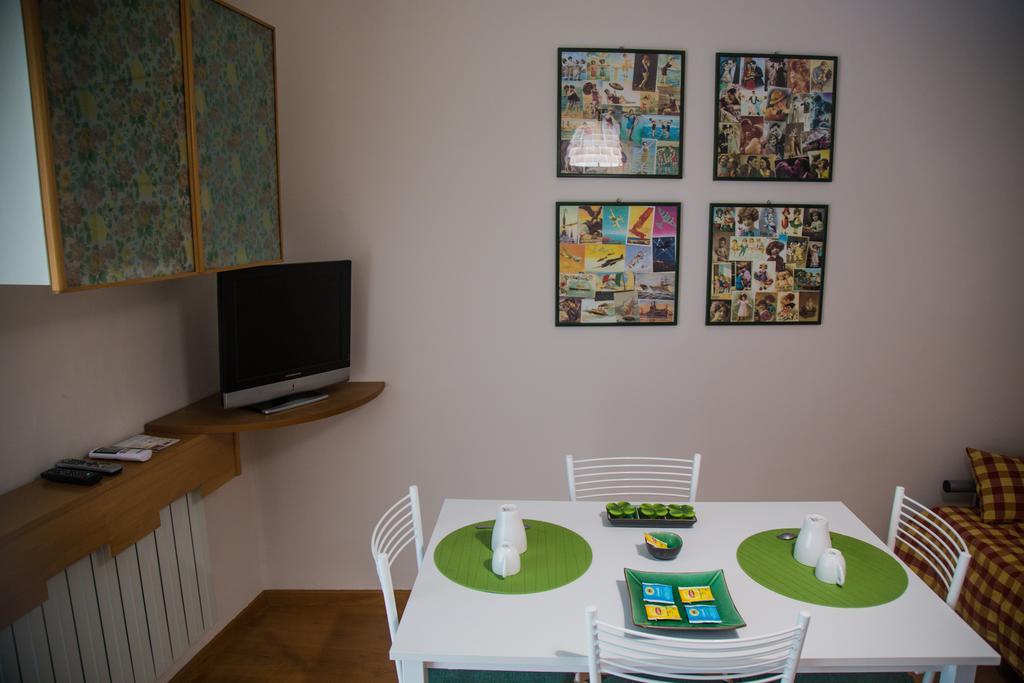 Casa Del Jazz Historical Center Apartment เปียซซา อาร์เมรีนา ภายนอก รูปภาพ